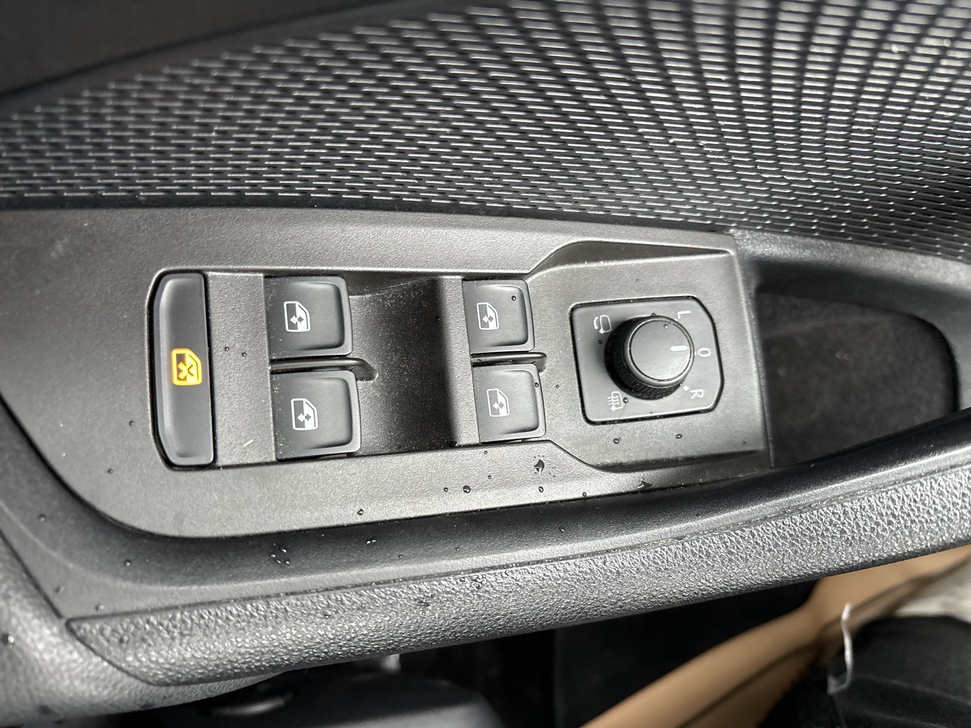 Skoda Octavia Combi 2.0 TDI Ambition | Bild 8 von 24