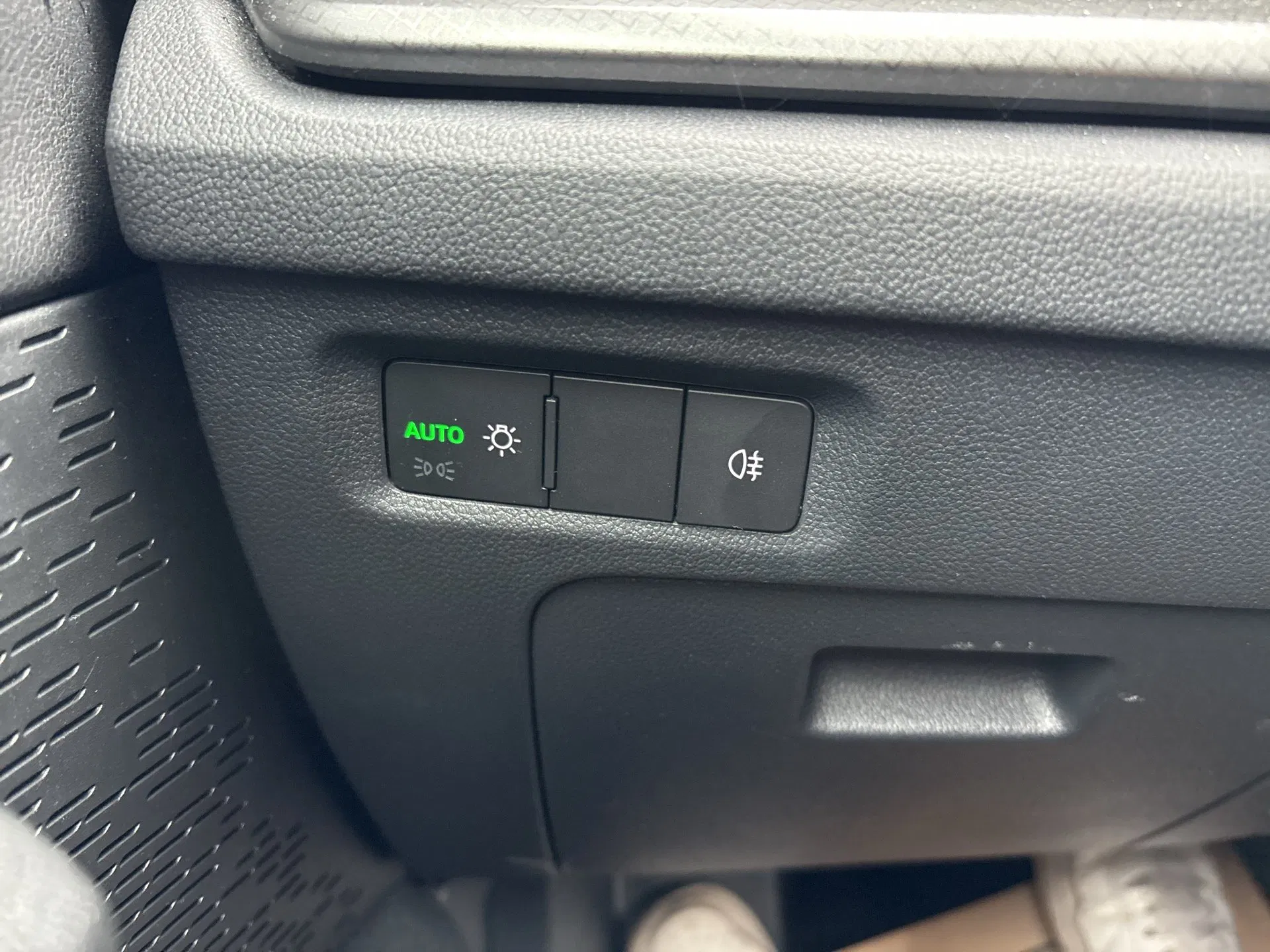 Skoda Octavia Combi 2.0 TDI Ambition | Bild 9 von 24