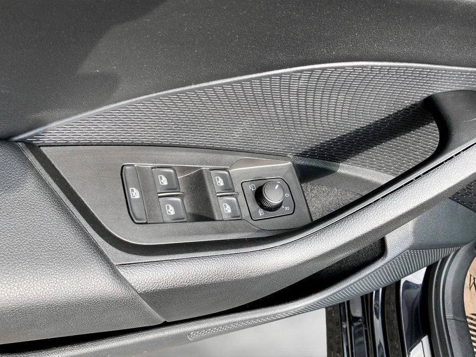 Skoda Octavia Combi 2.0 TDI Ambition | Bild 12 von 25