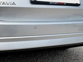 Skoda Octavia Combi 2.0 TDI Ambition | Thumbnail 14 von 24