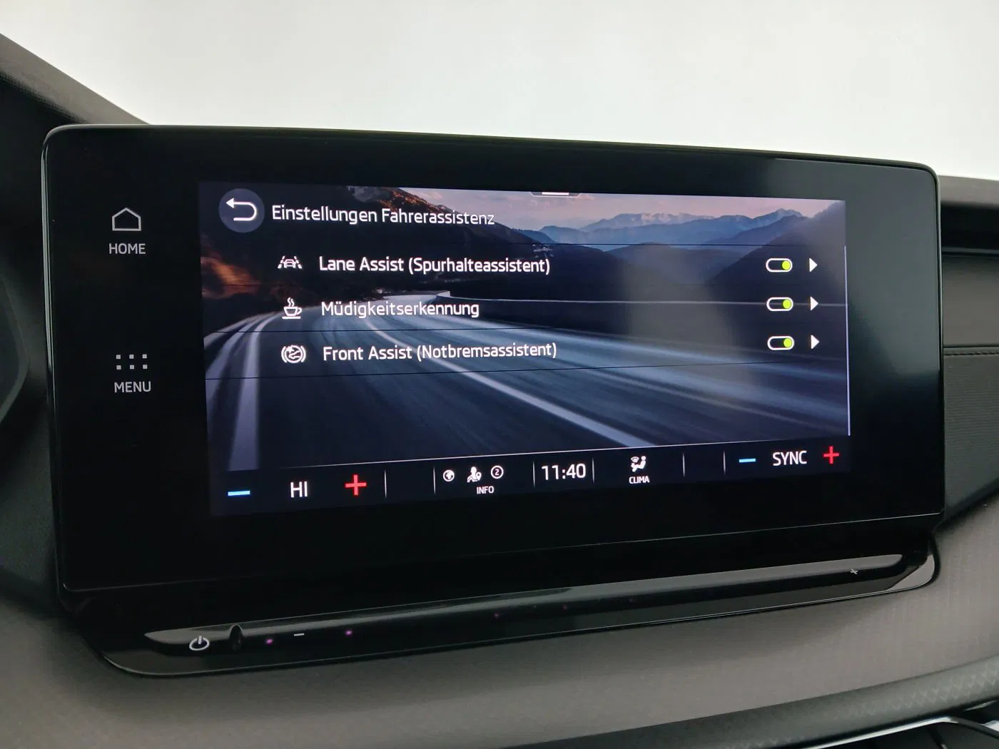 Skoda Octavia Combi 2.0 TDI Ambition | Bild 27 von 30