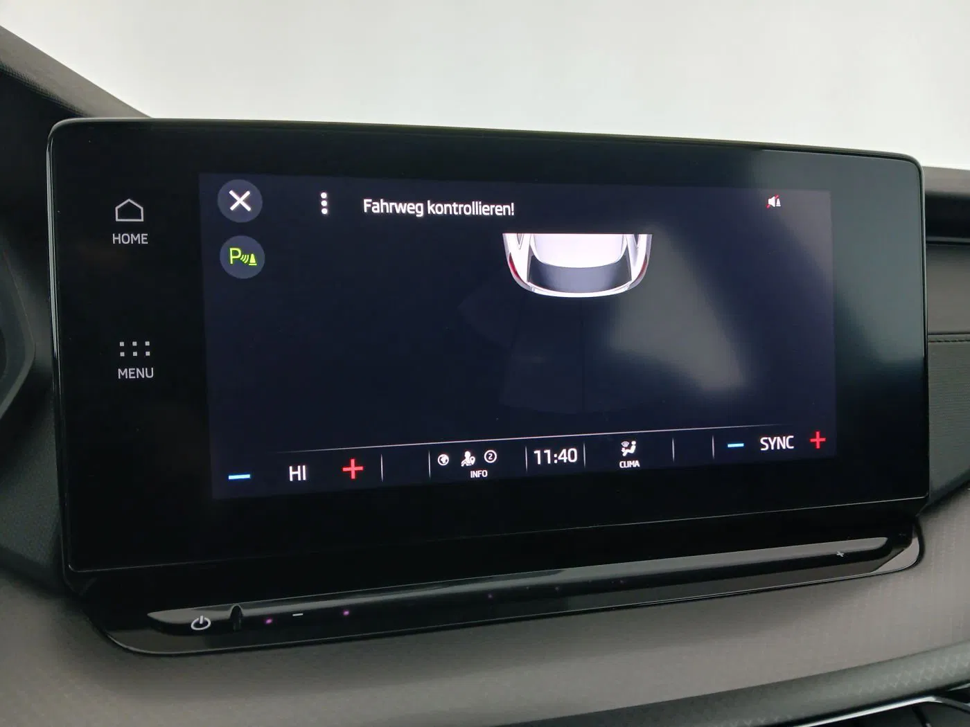 Skoda Octavia Combi 2.0 TDI Ambition | Bild 28 von 30