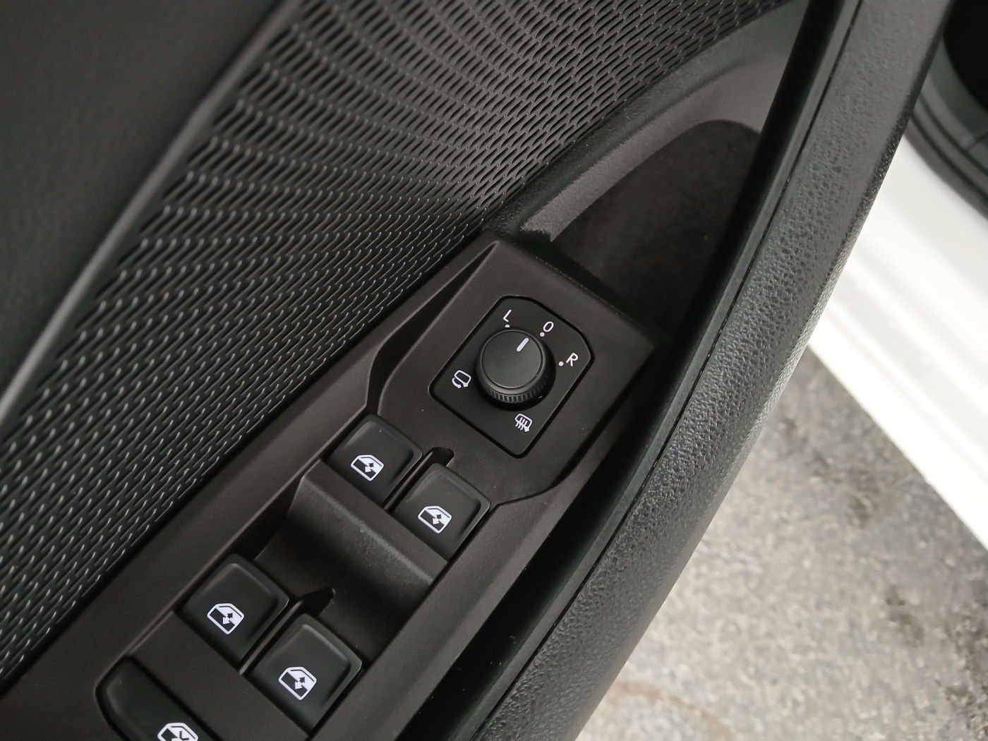 Skoda Octavia Combi 2.0 TDI Ambition | Bild 14 von 30