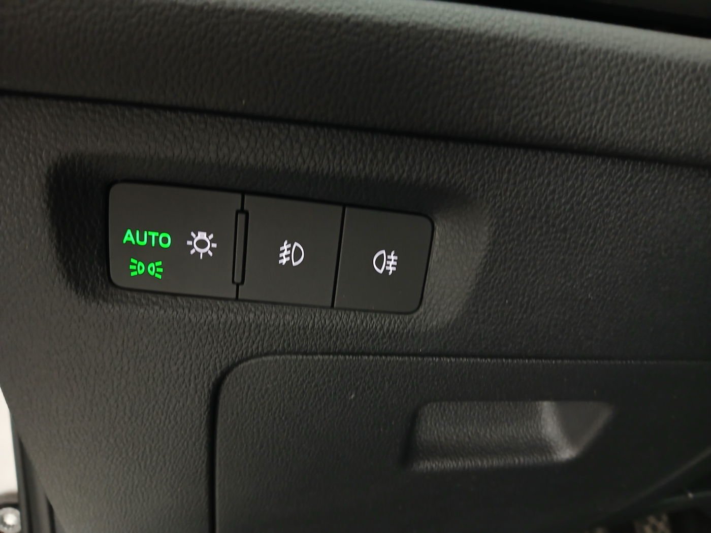 Skoda Octavia Combi 2.0 TDI Ambition | Bild 15 von 30