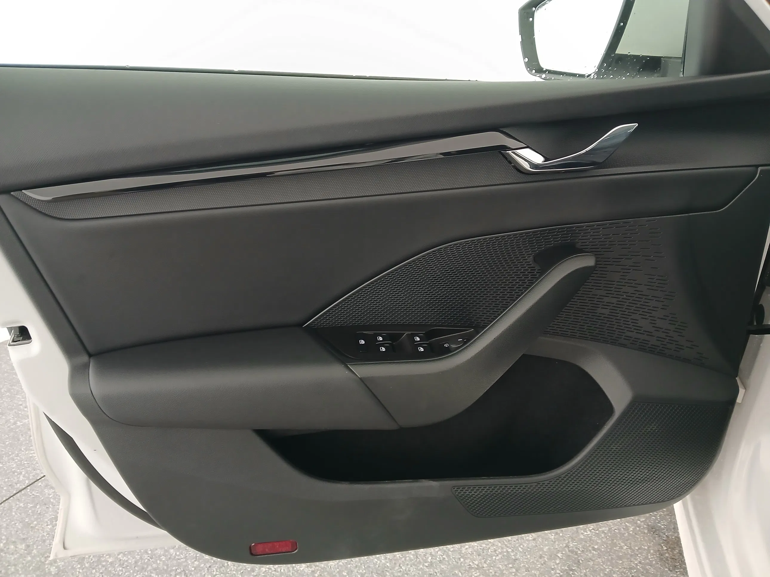 Skoda Octavia Combi 2.0 TDI Ambition | Bild 11 von 28