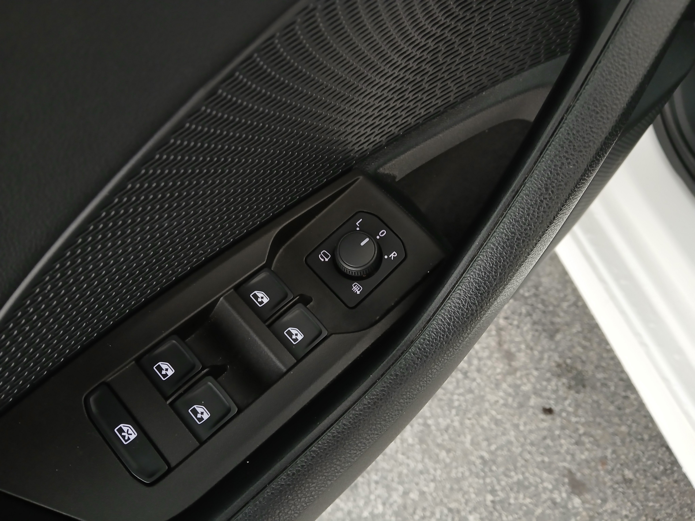 Skoda Octavia Combi 2.0 TDI Ambition | Bild 12 von 28