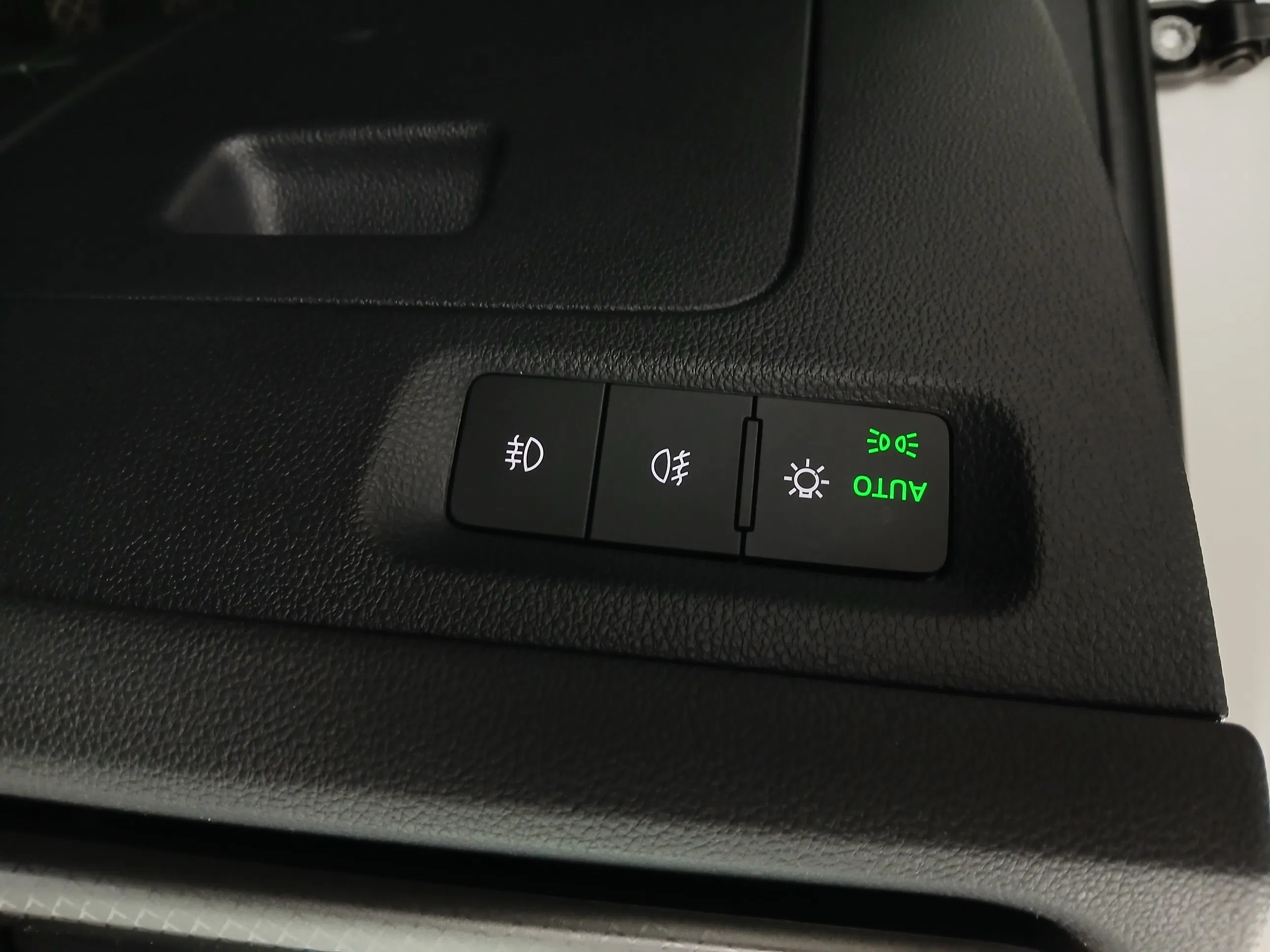 Skoda Octavia Combi 2.0 TDI Ambition | Bild 13 von 28