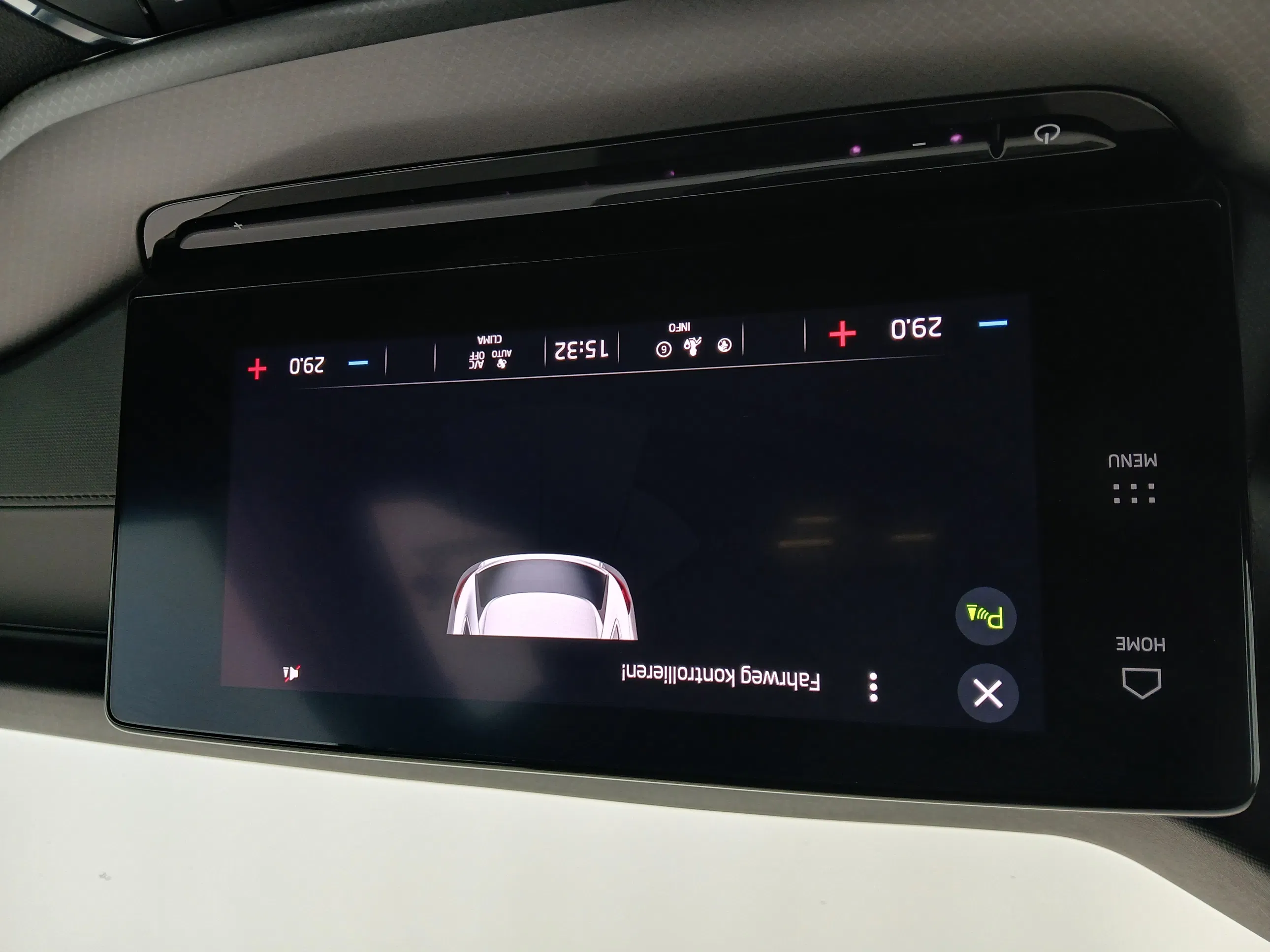 Skoda Octavia Combi 2.0 TDI Ambition | Bild 20 von 28