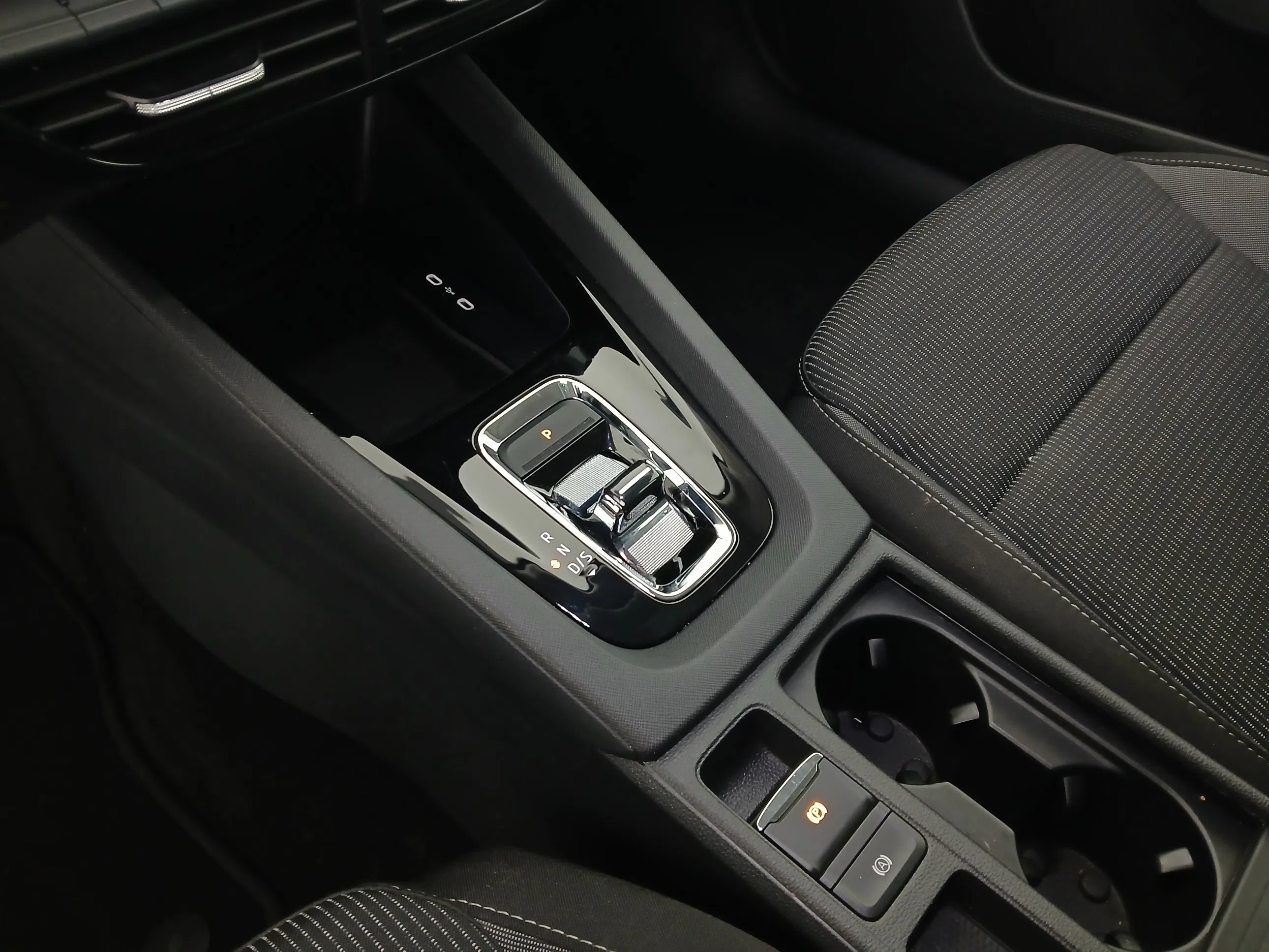 Skoda Octavia Combi 2.0 TDI Ambition | Bild 24 von 28