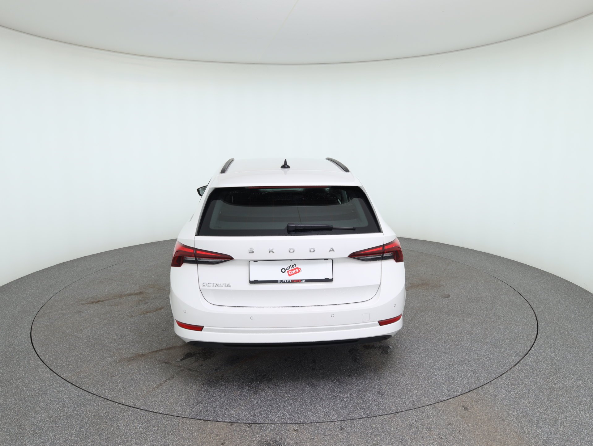 Skoda Octavia Combi 2.0 TDI Ambition | Bild 7 von 28