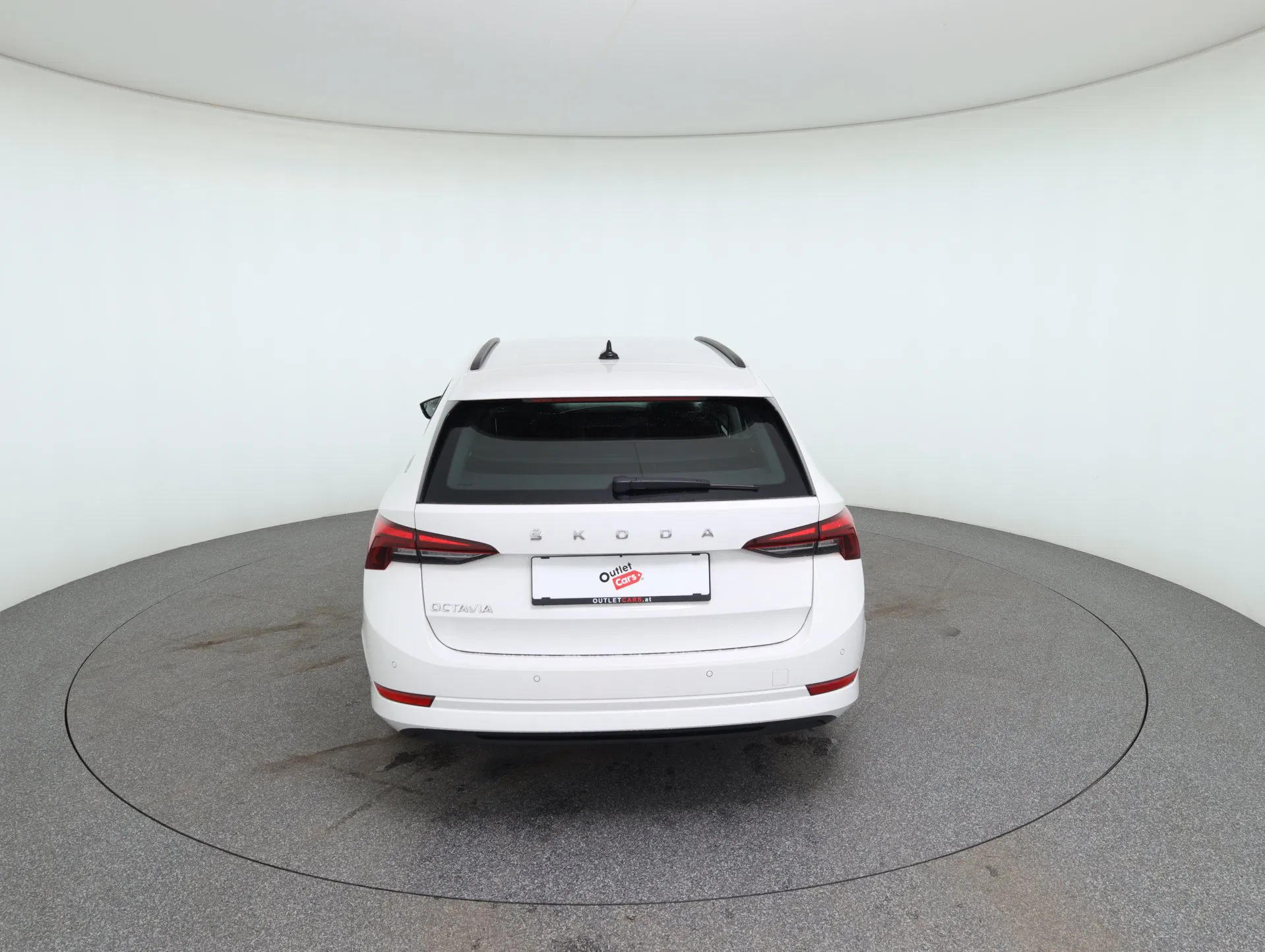 Skoda Octavia Combi 2.0 TDI Ambition | Bild 7 von 28