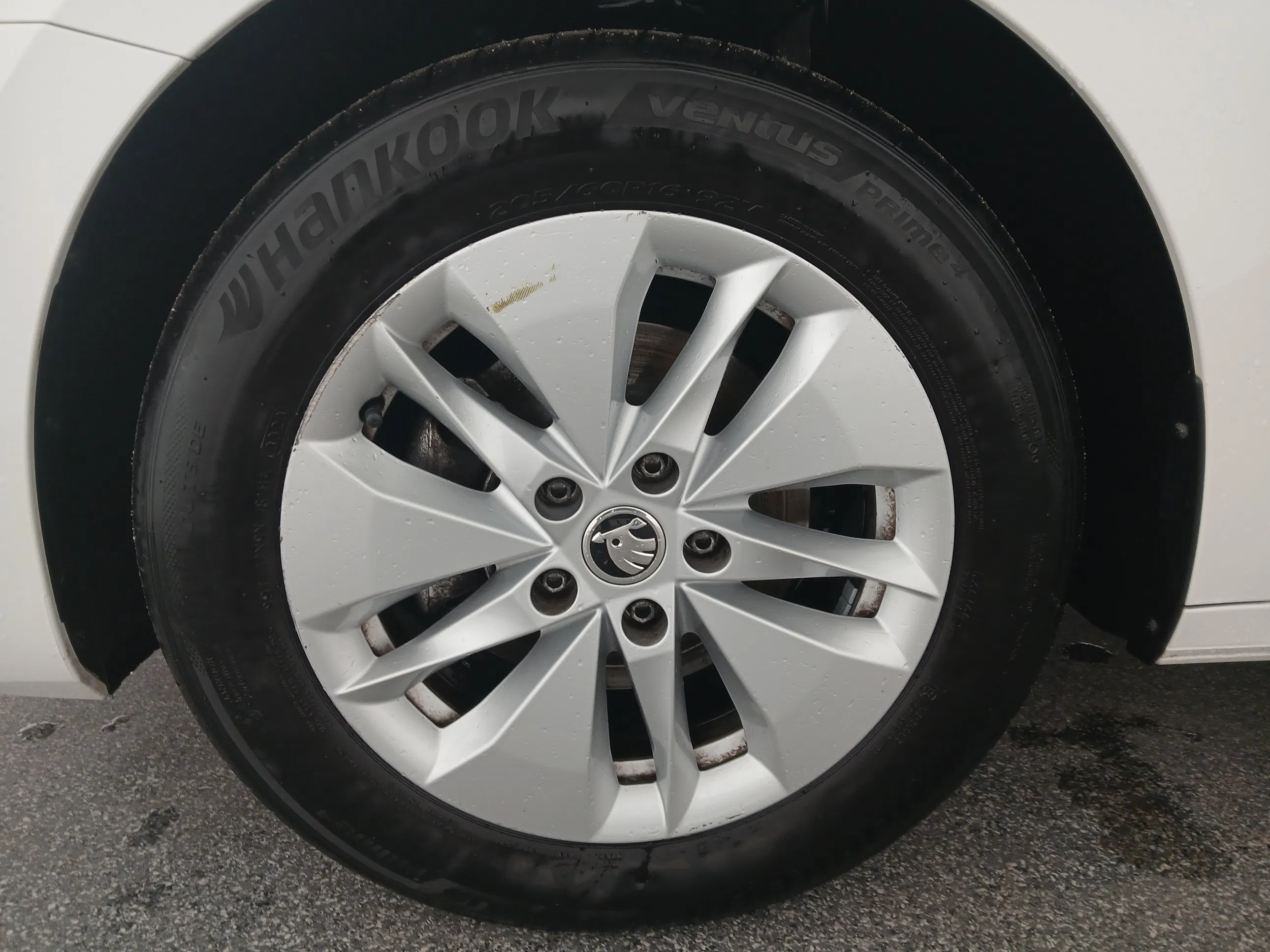 Skoda Octavia Combi 2.0 TDI Ambition | Bild 10 von 28