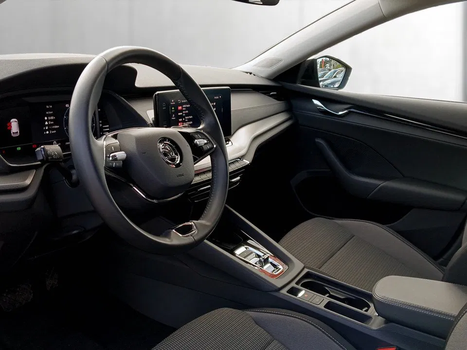 Skoda Octavia Combi 2.0 TDI Ambition | Bild 7 von 10