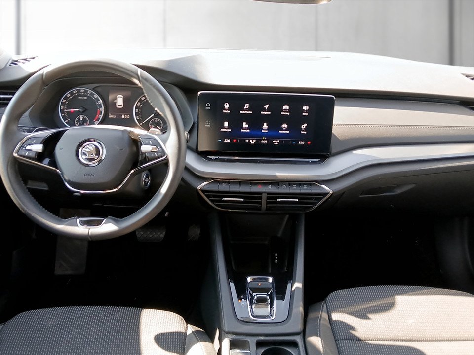 Skoda Octavia Combi 2.0 TDI DSG Ambition | Bild 11 von 22