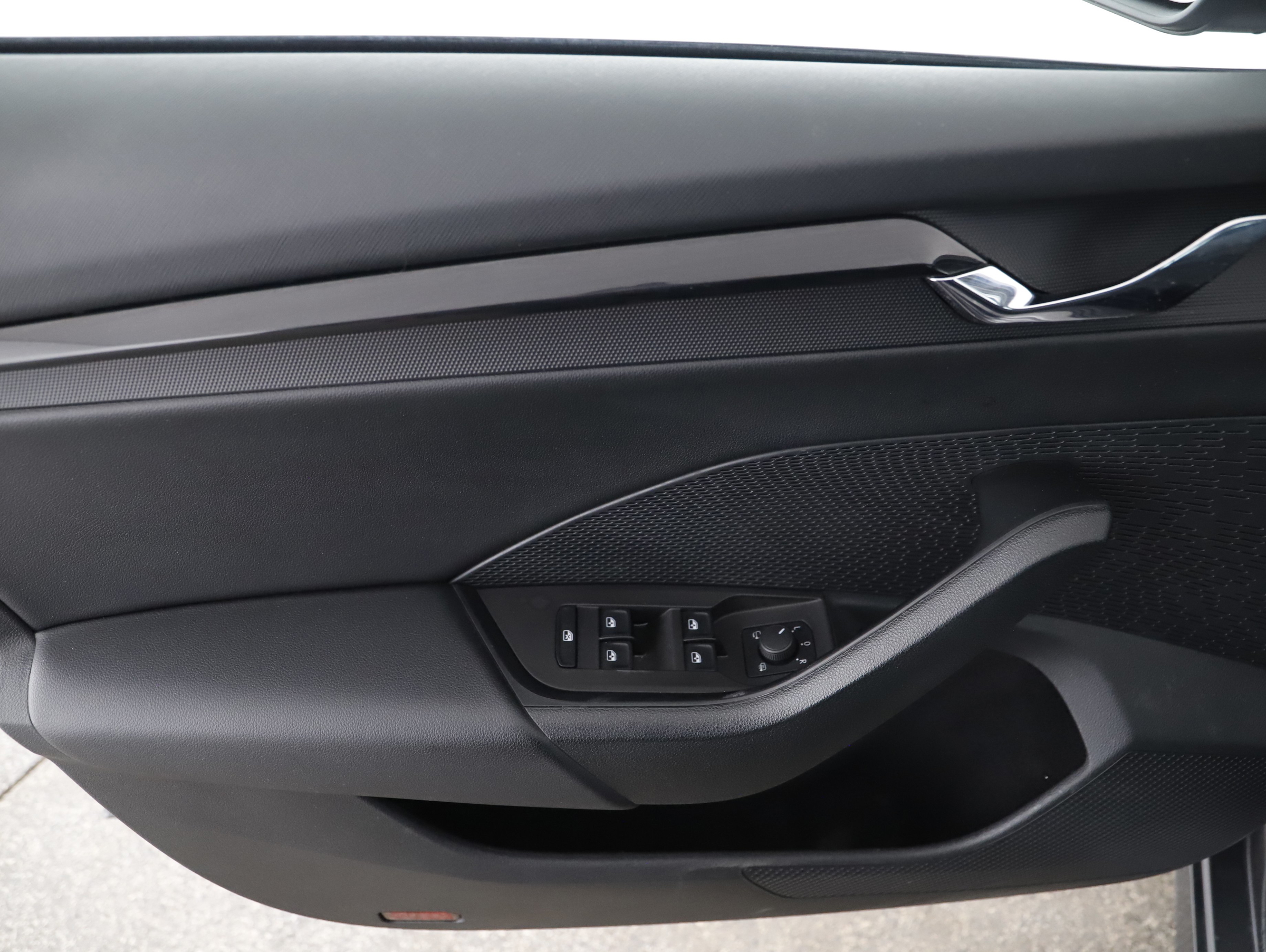 Skoda Octavia Combi 2.0 TDI Ambition | Bild 15 von 22