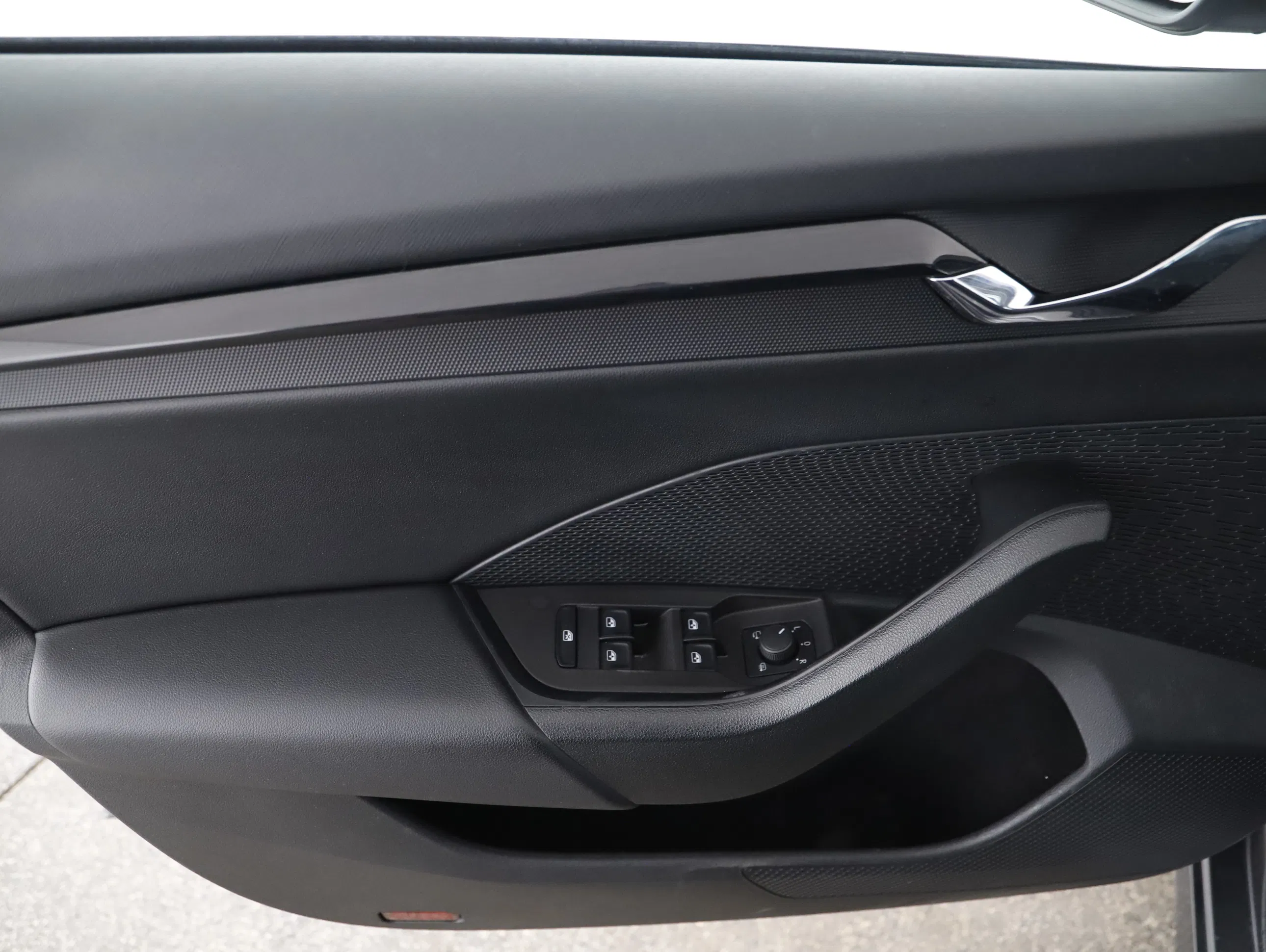 Skoda Octavia Combi 2.0 TDI Ambition | Bild 15 von 22