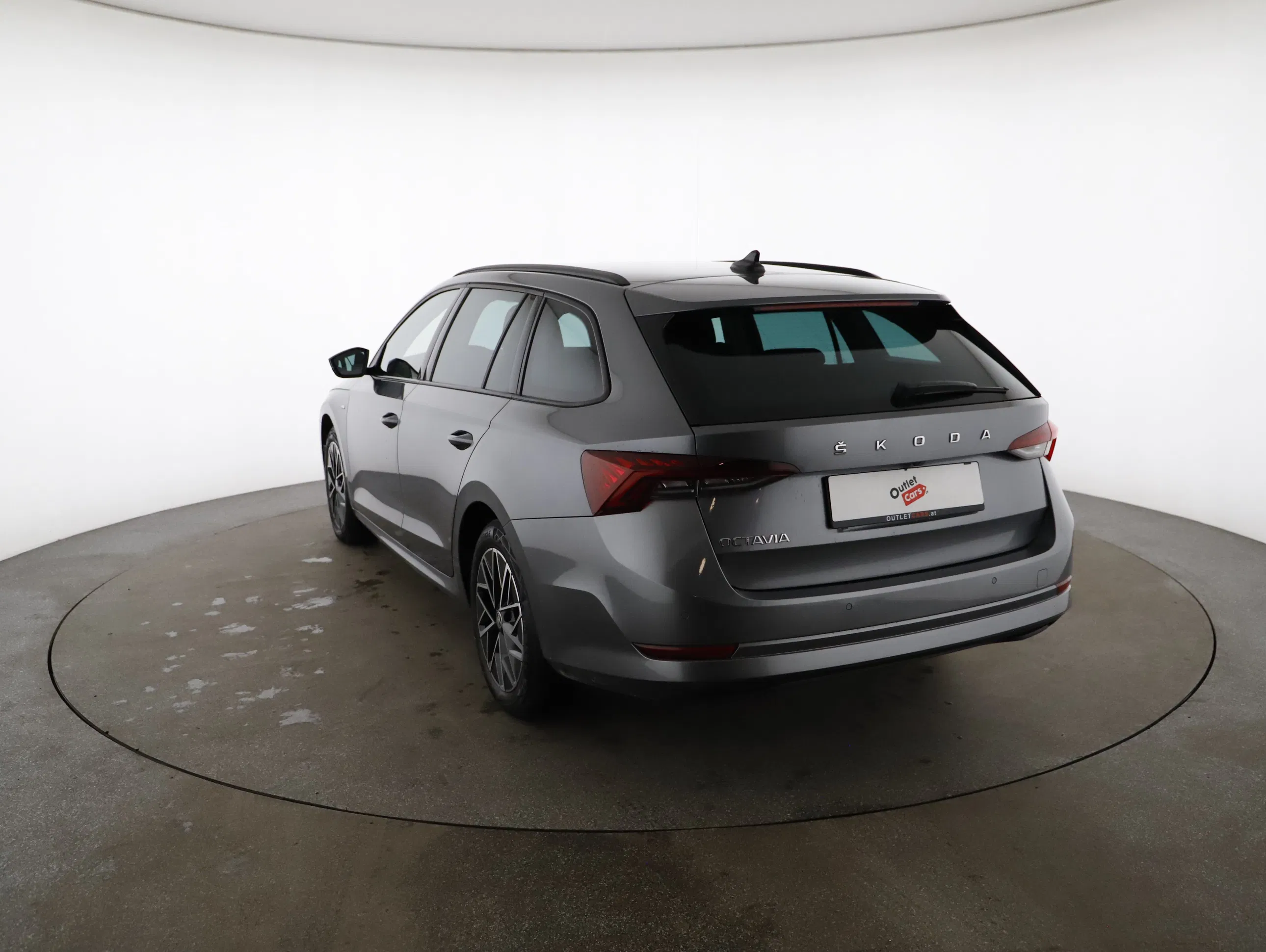 Skoda Octavia Combi 2.0 TDI Ambition | Bild 18 von 22