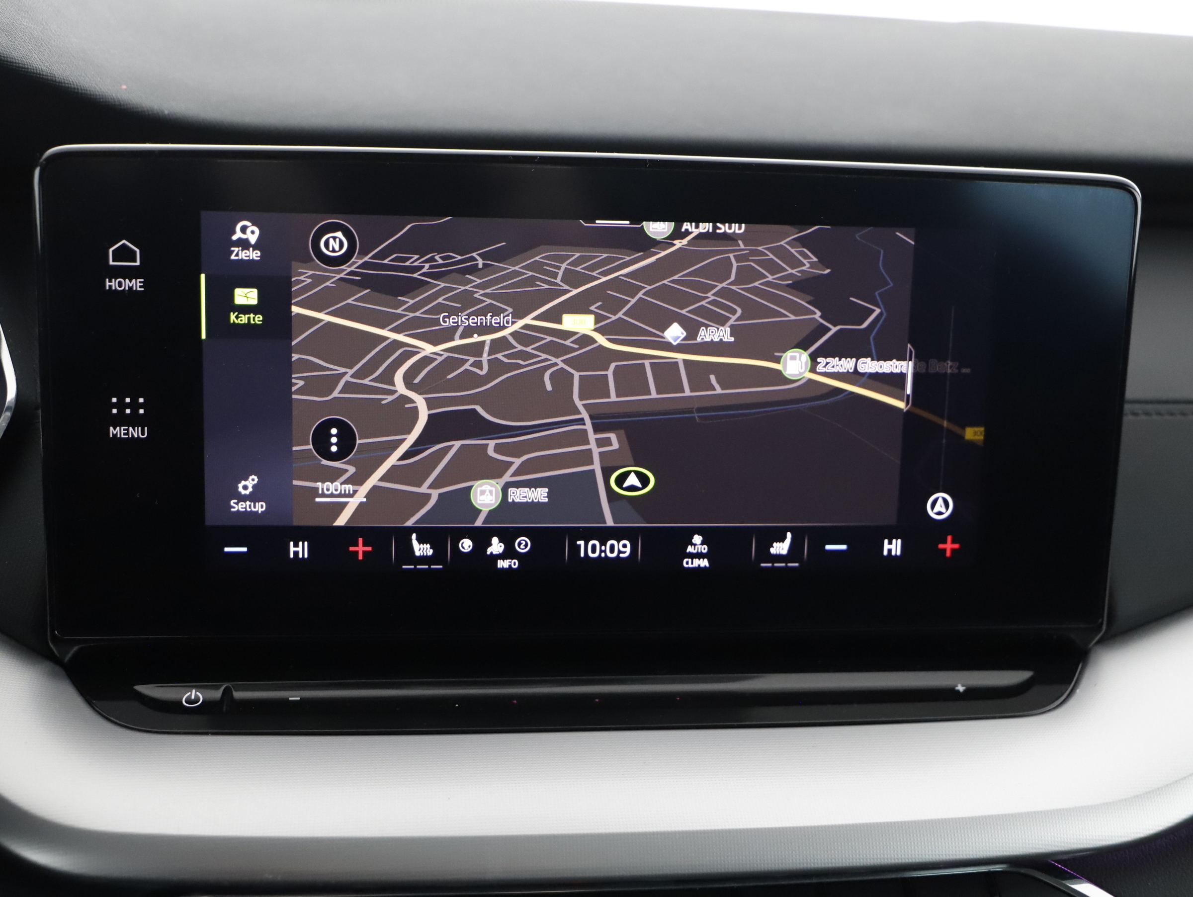 Skoda Octavia Combi 2.0 TDI Ambition | Bild 8 von 22