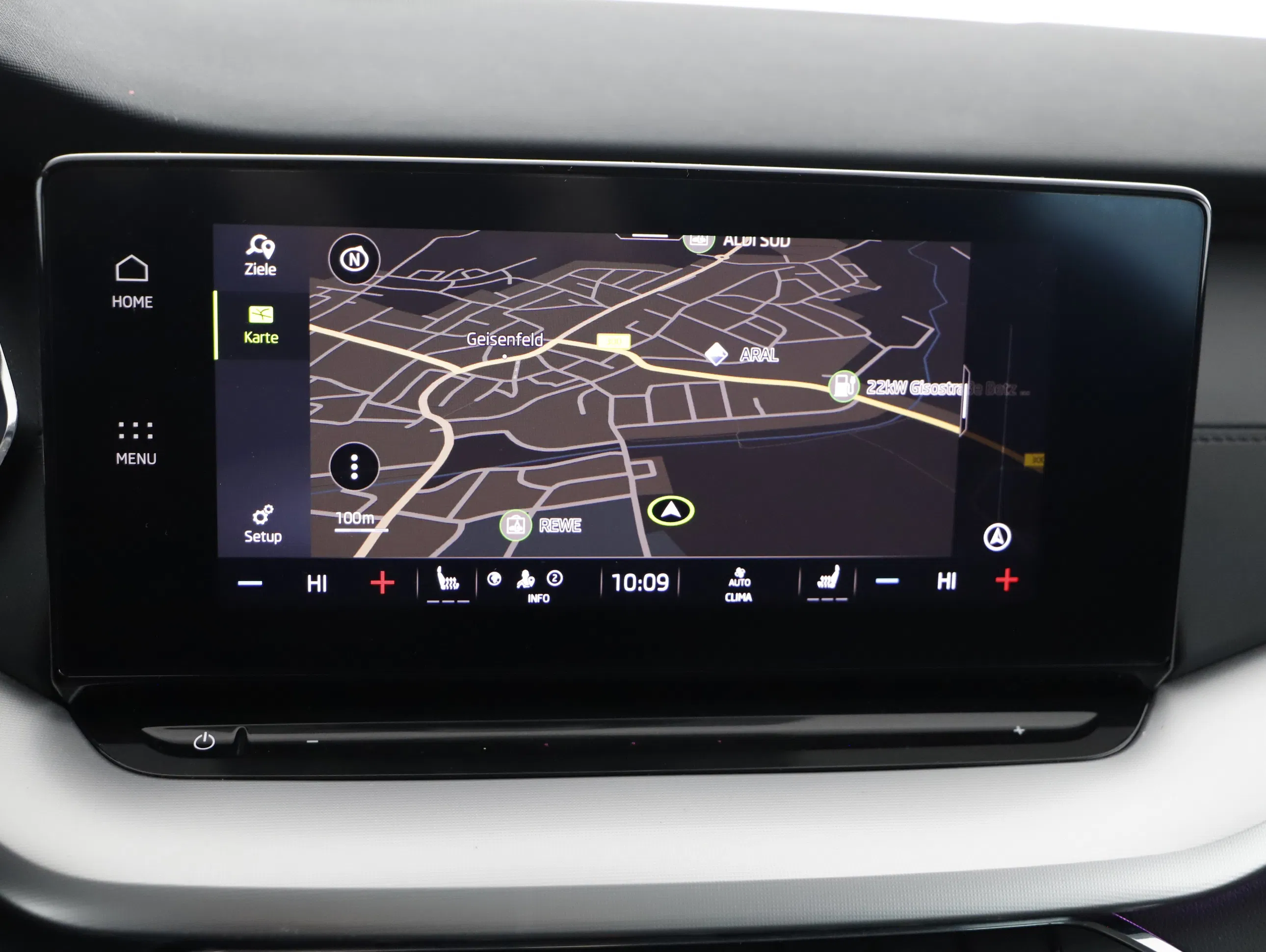 Skoda Octavia Combi 2.0 TDI Ambition | Bild 8 von 22