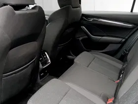 Skoda Octavia Combi 2.0TDI DSG Style | Thumbnail 17 von 20