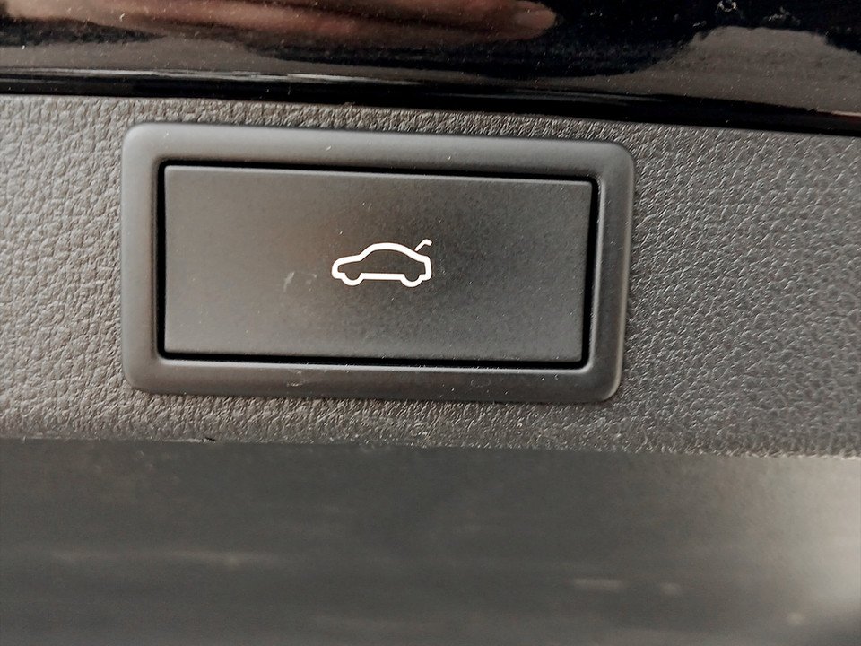 Skoda Octavia Combi 2.0TDI DSG Style | Bild 19 von 20