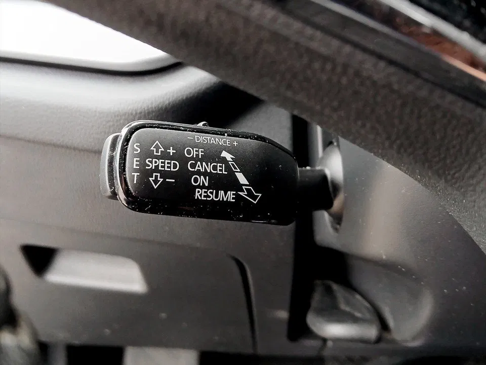 Skoda Octavia Combi 2.0TDI DSG Style | Bild 13 von 20