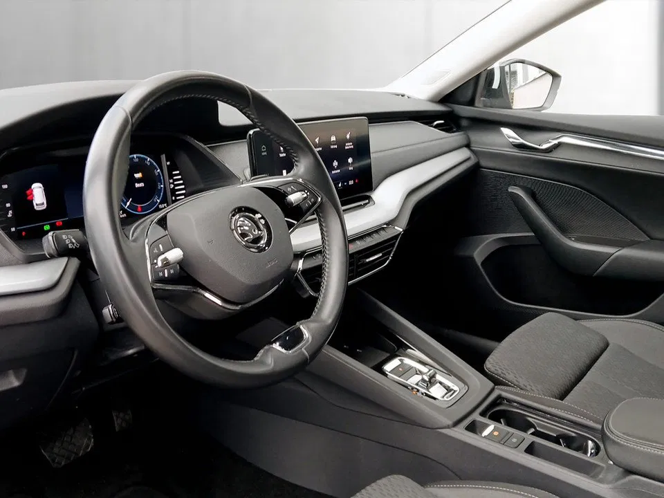 Skoda Octavia Combi 2.0TDI DSG Style | Bild 8 von 20