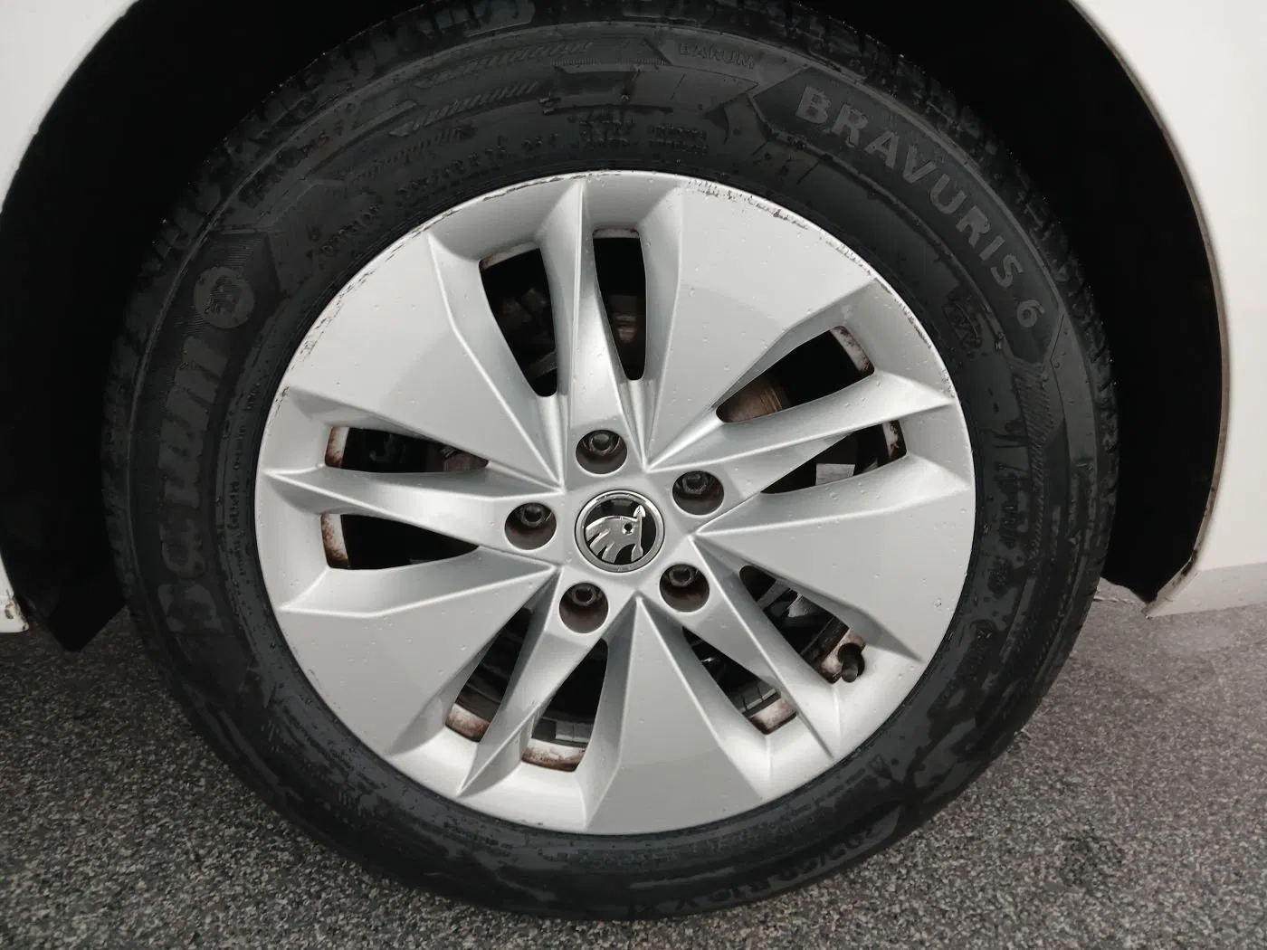 Skoda Octavia Combi 2.0 TDI Ambition | Bild 2 von 22