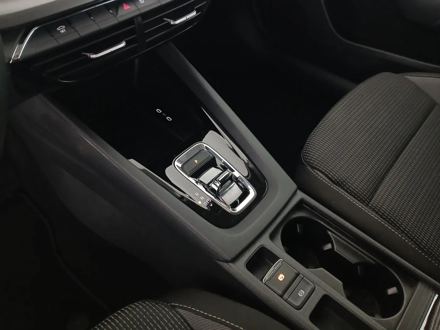 Skoda Octavia Combi 2.0 TDI Ambition | Bild 13 von 22