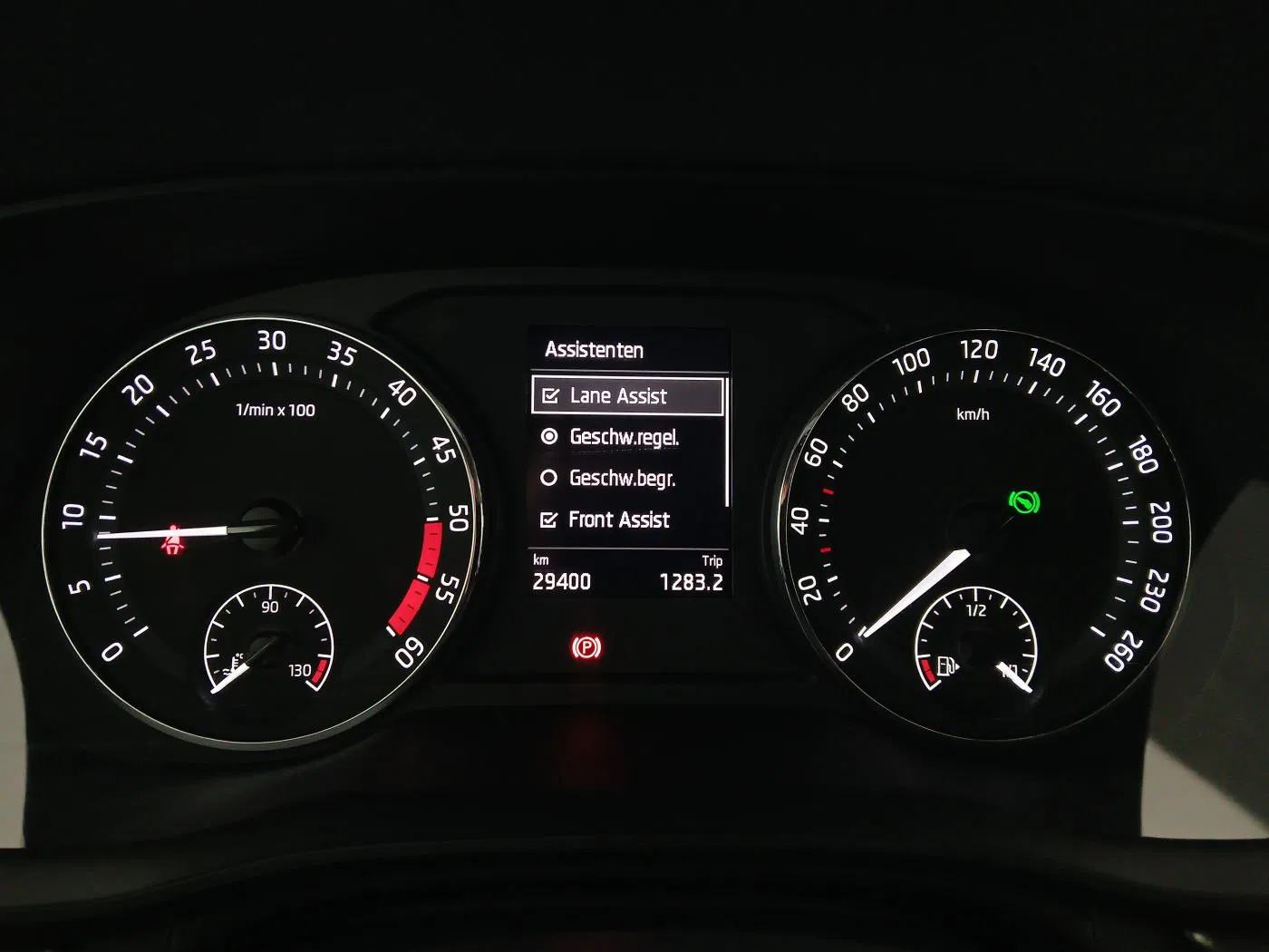 Skoda Octavia Combi 2.0 TDI Ambition | Bild 15 von 22