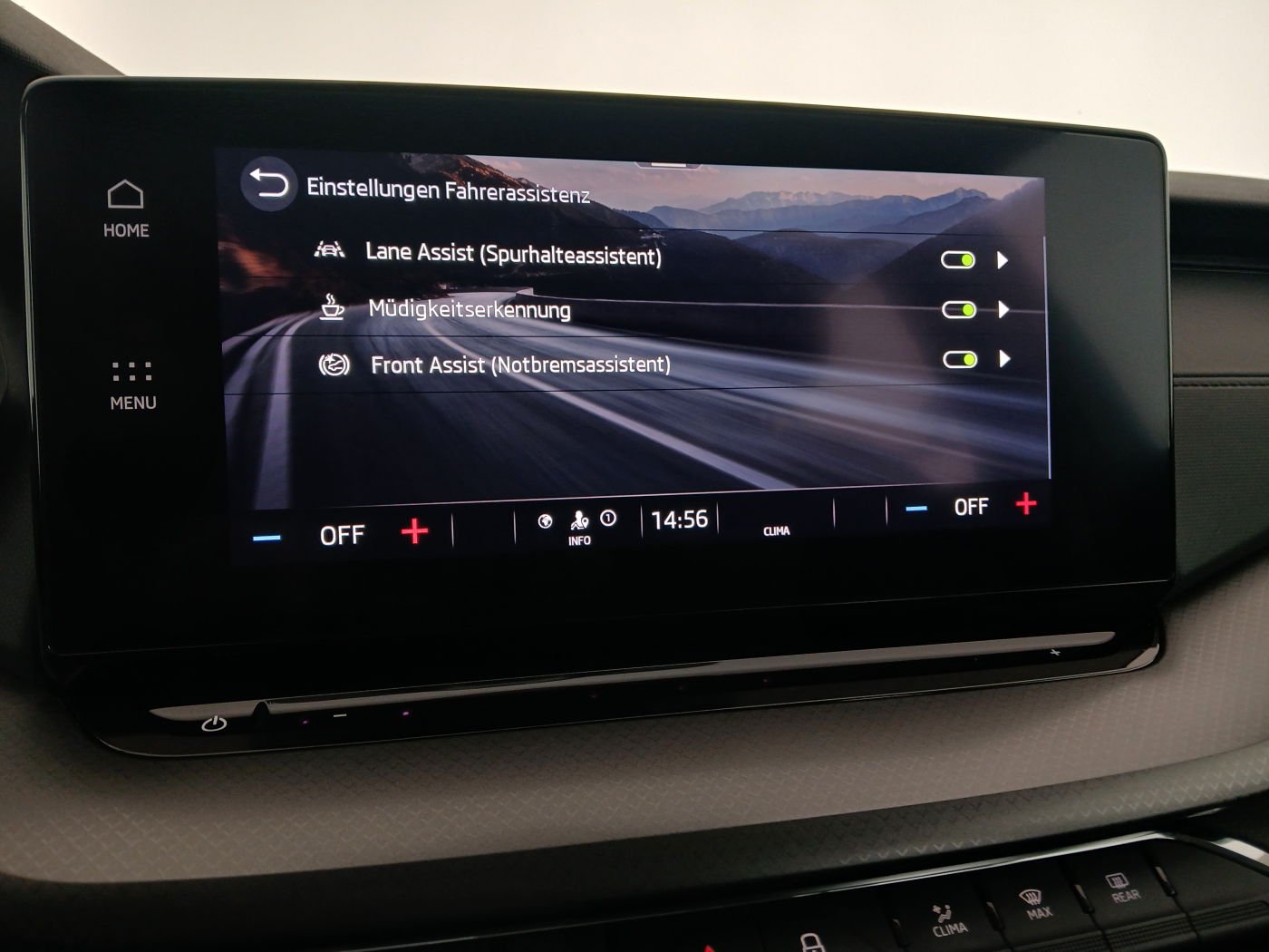 Skoda Octavia Combi 2.0 TDI Ambition | Bild 19 von 22