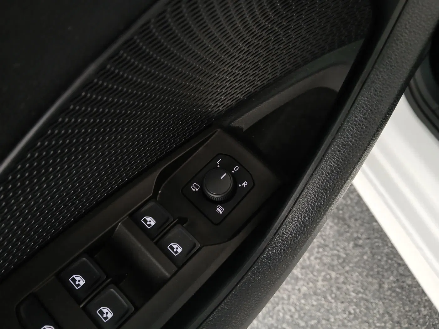 Skoda Octavia Combi 2.0 TDI Ambition | Bild 6 von 22