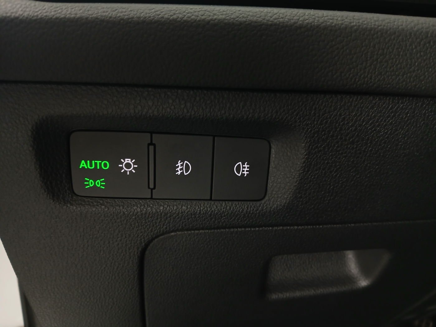 Skoda Octavia Combi 2.0 TDI Ambition | Bild 7 von 22