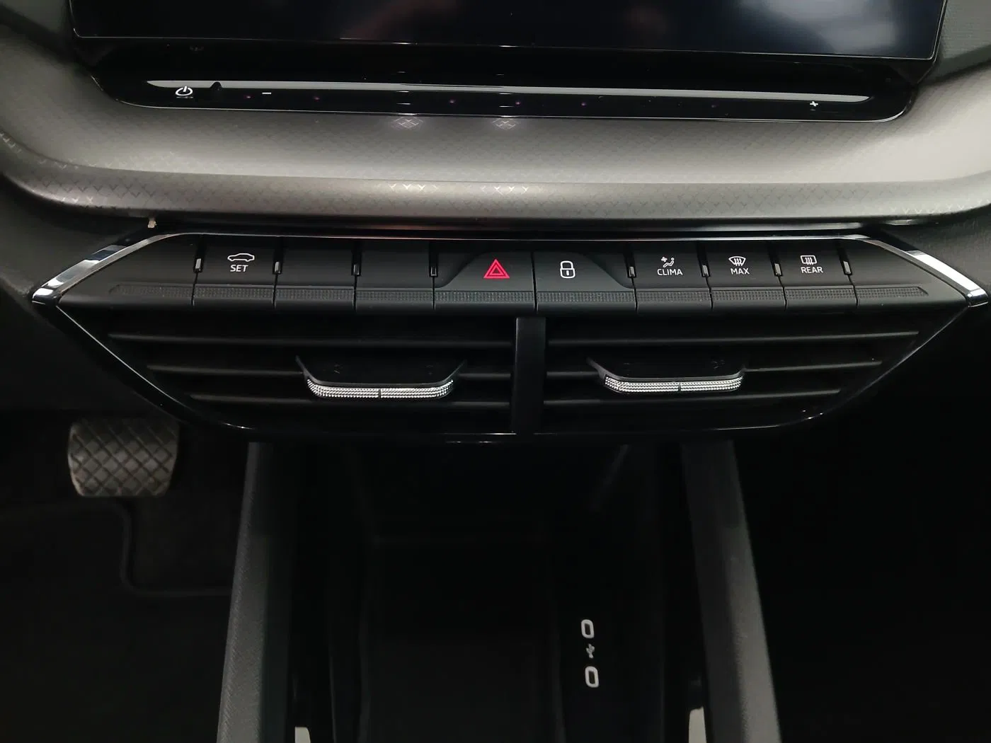 Skoda Octavia Combi 2.0 TDI Ambition | Bild 26 von 28