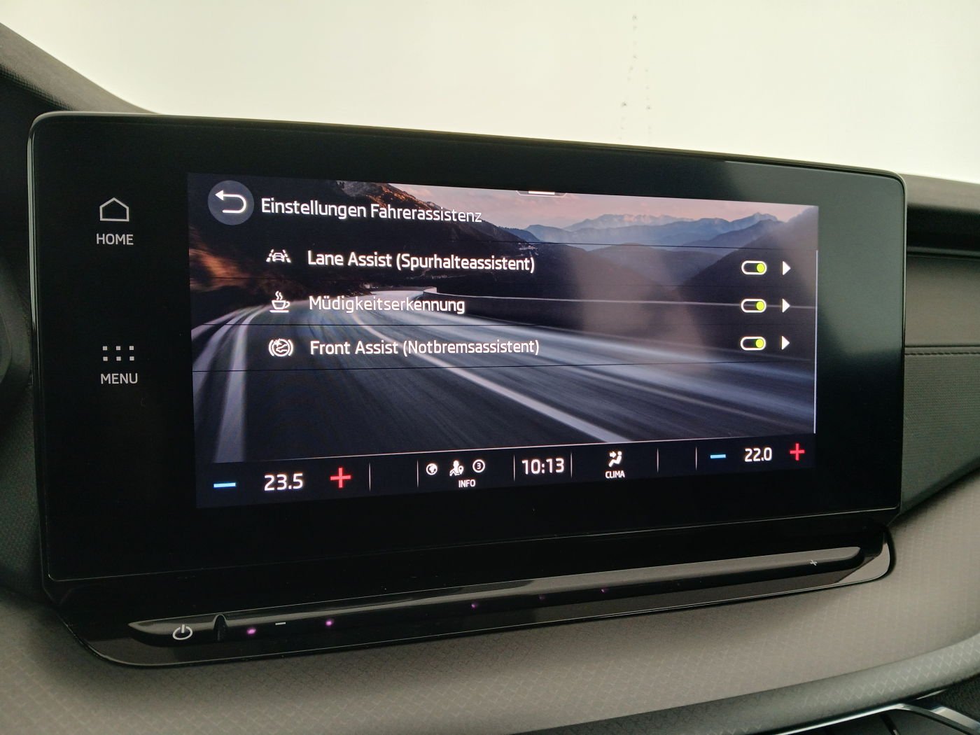 Skoda Octavia Combi 2.0 TDI Ambition | Bild 22 von 28