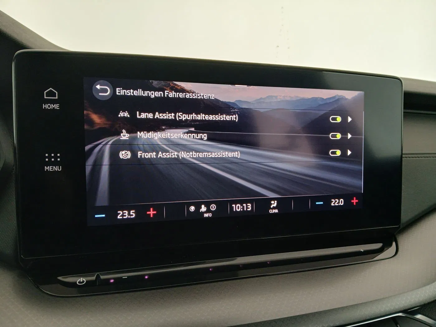 Skoda Octavia Combi 2.0 TDI Ambition | Bild 22 von 28