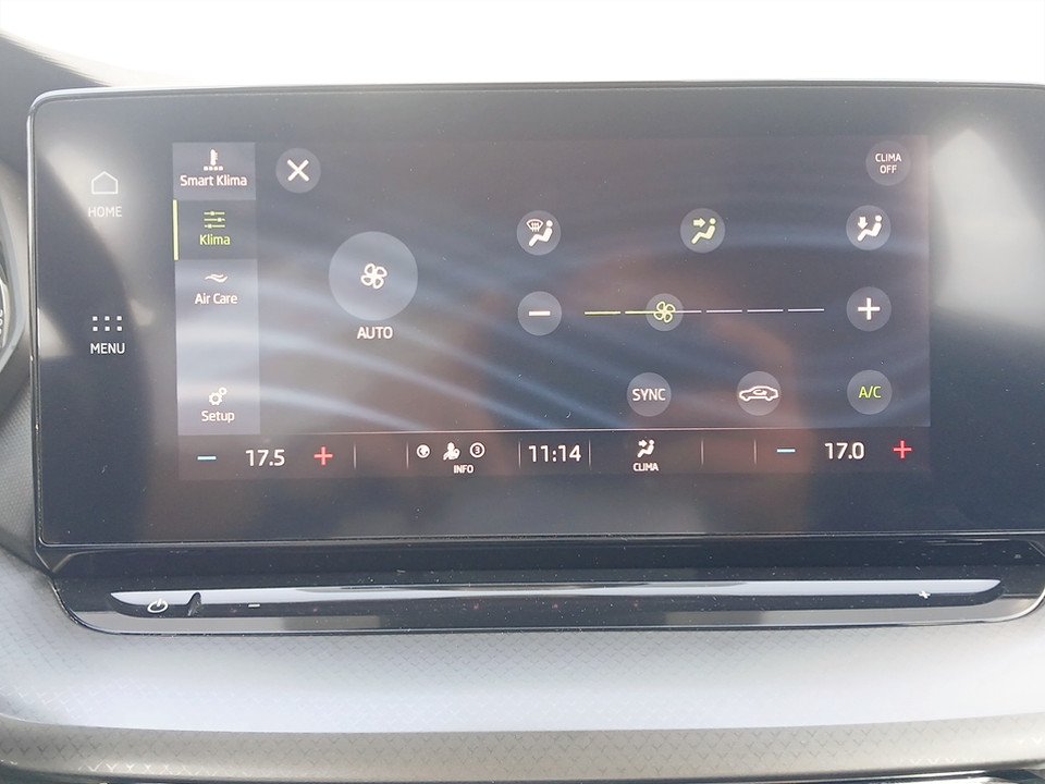 Skoda Octavia Combi 2.0TDI Ambition DSG | Bild 18 von 21