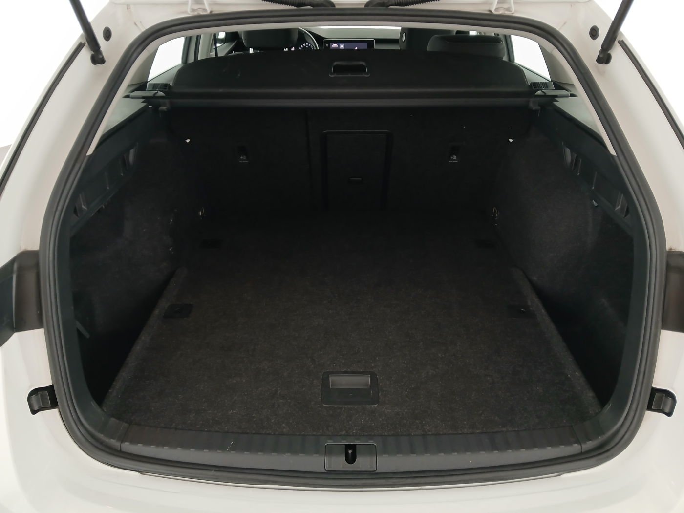 Skoda Octavia Combi 2.0 TDI Ambition | Bild 28 von 28