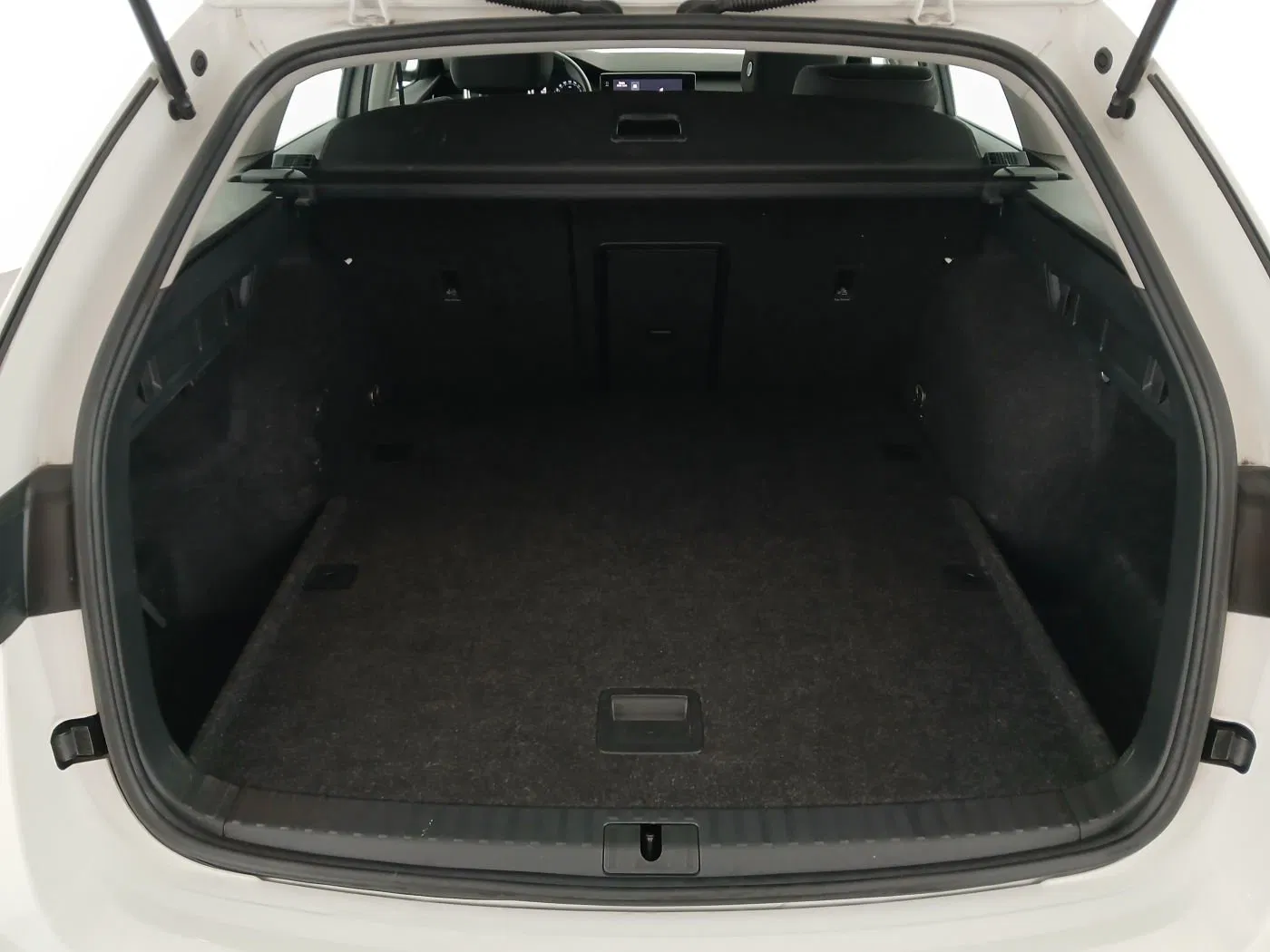 Skoda Octavia Combi 2.0 TDI Ambition | Bild 28 von 28