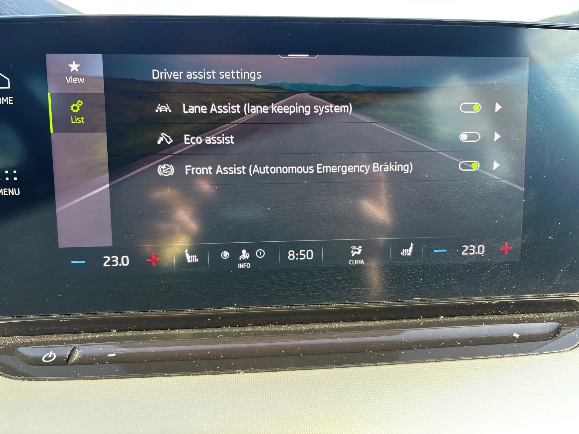 Skoda Octavia Combi 2.0 TDI Ambition | Bild 16 von 21