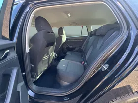 Skoda Octavia Combi 2.0 TDI Ambition | Thumbnail 17 von 21