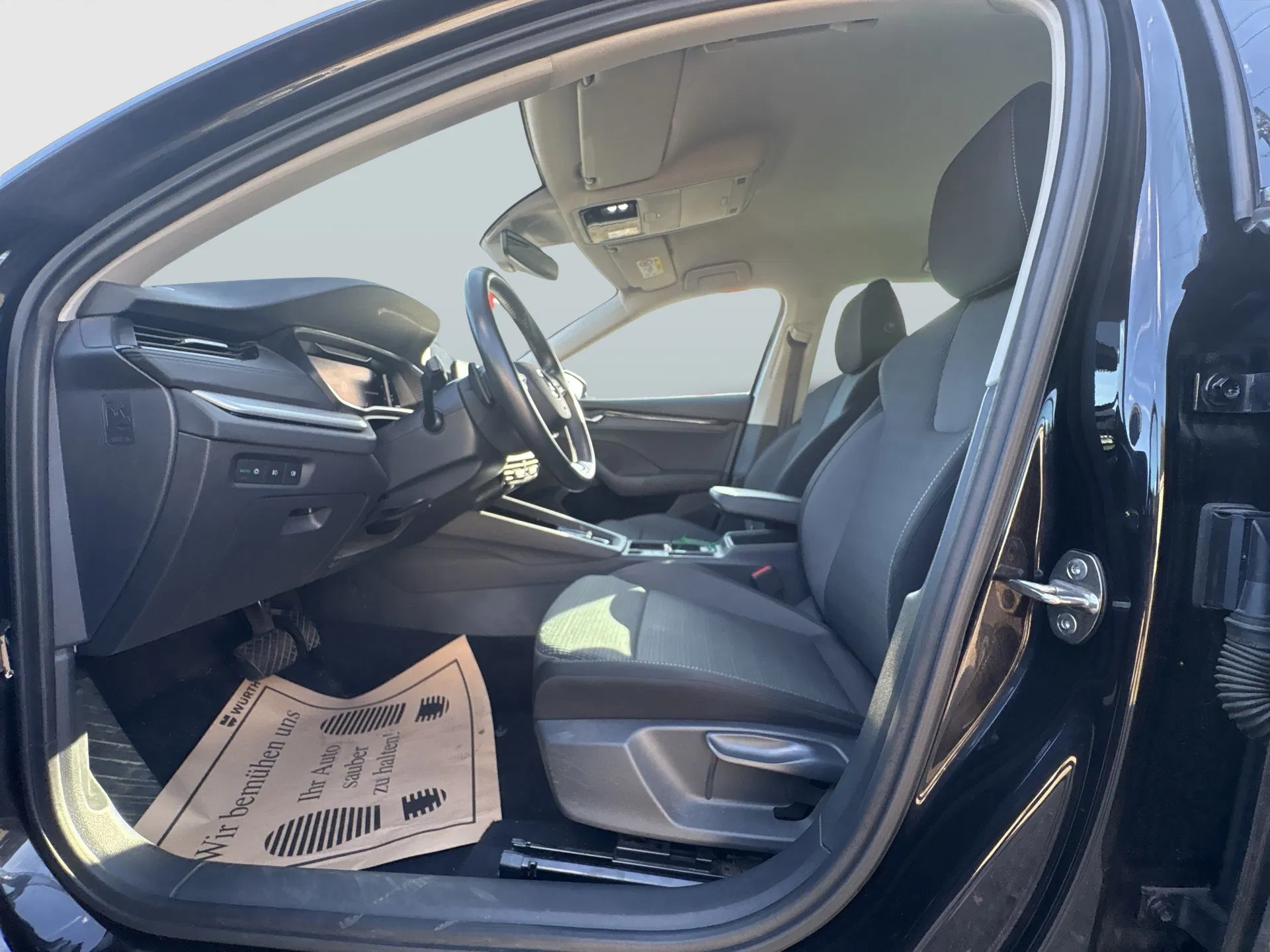 Skoda Octavia Combi 2.0 TDI Ambition | Bild 9 von 21