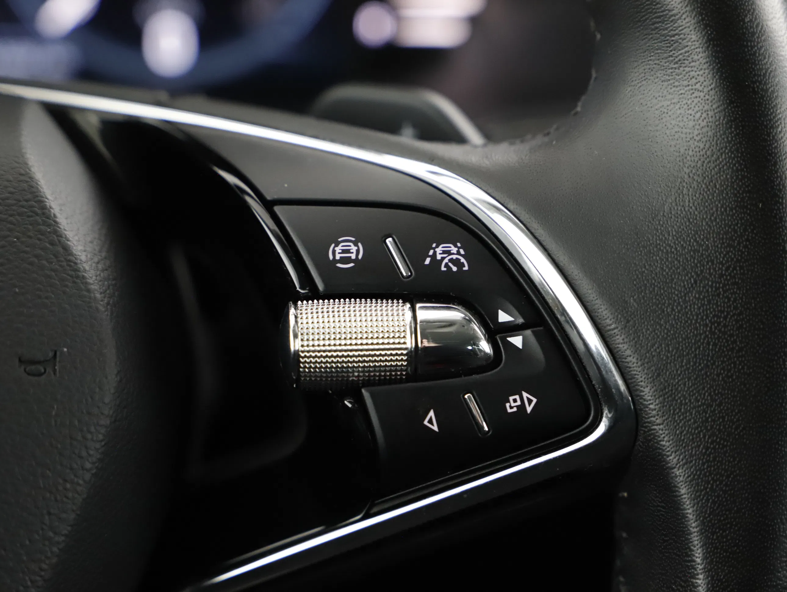 Skoda Superb Combi 2.0 TDI Ambition | Bild 15 von 24