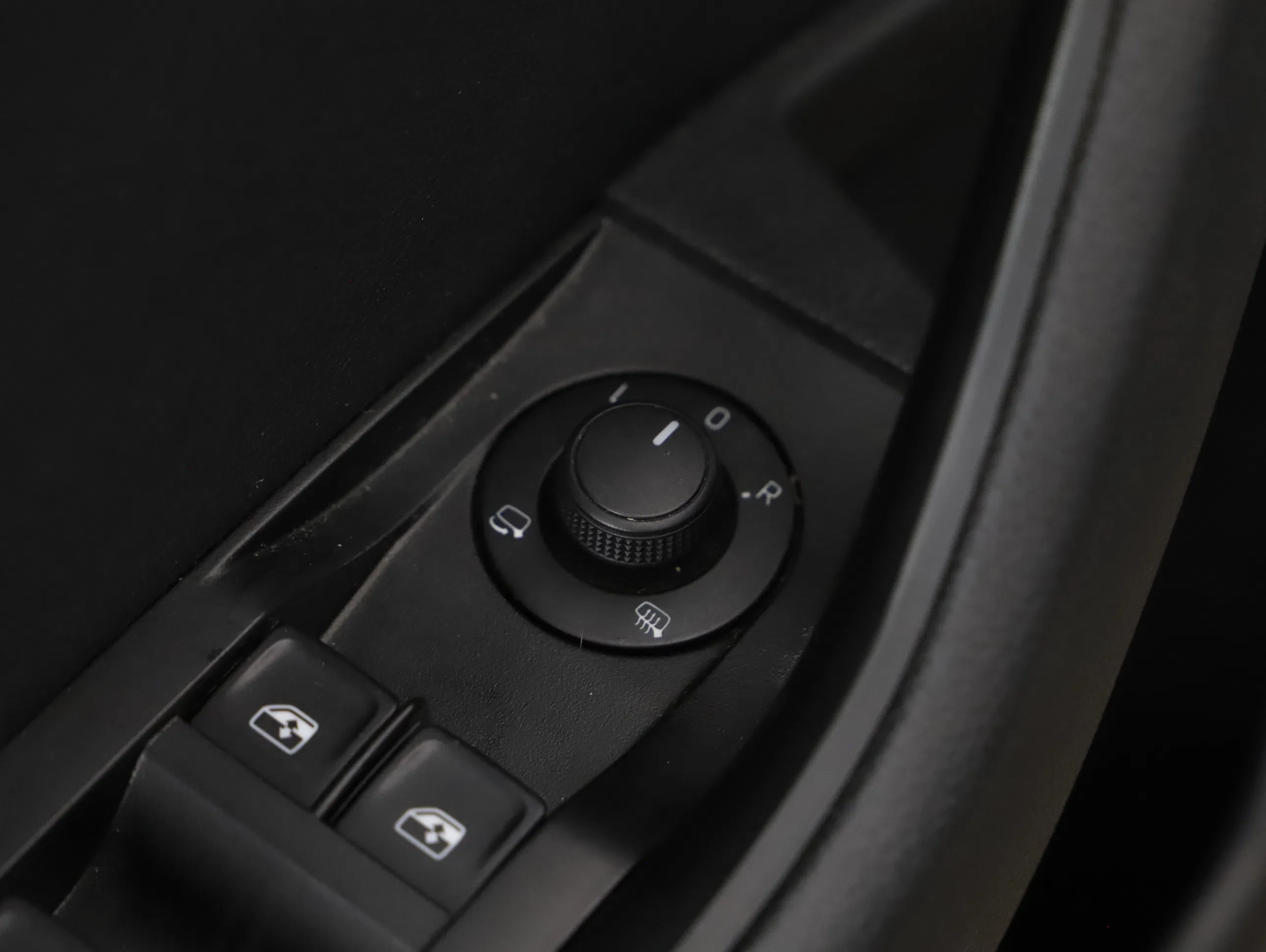 Skoda Superb Combi 2.0 TDI Ambition | Bild 19 von 24