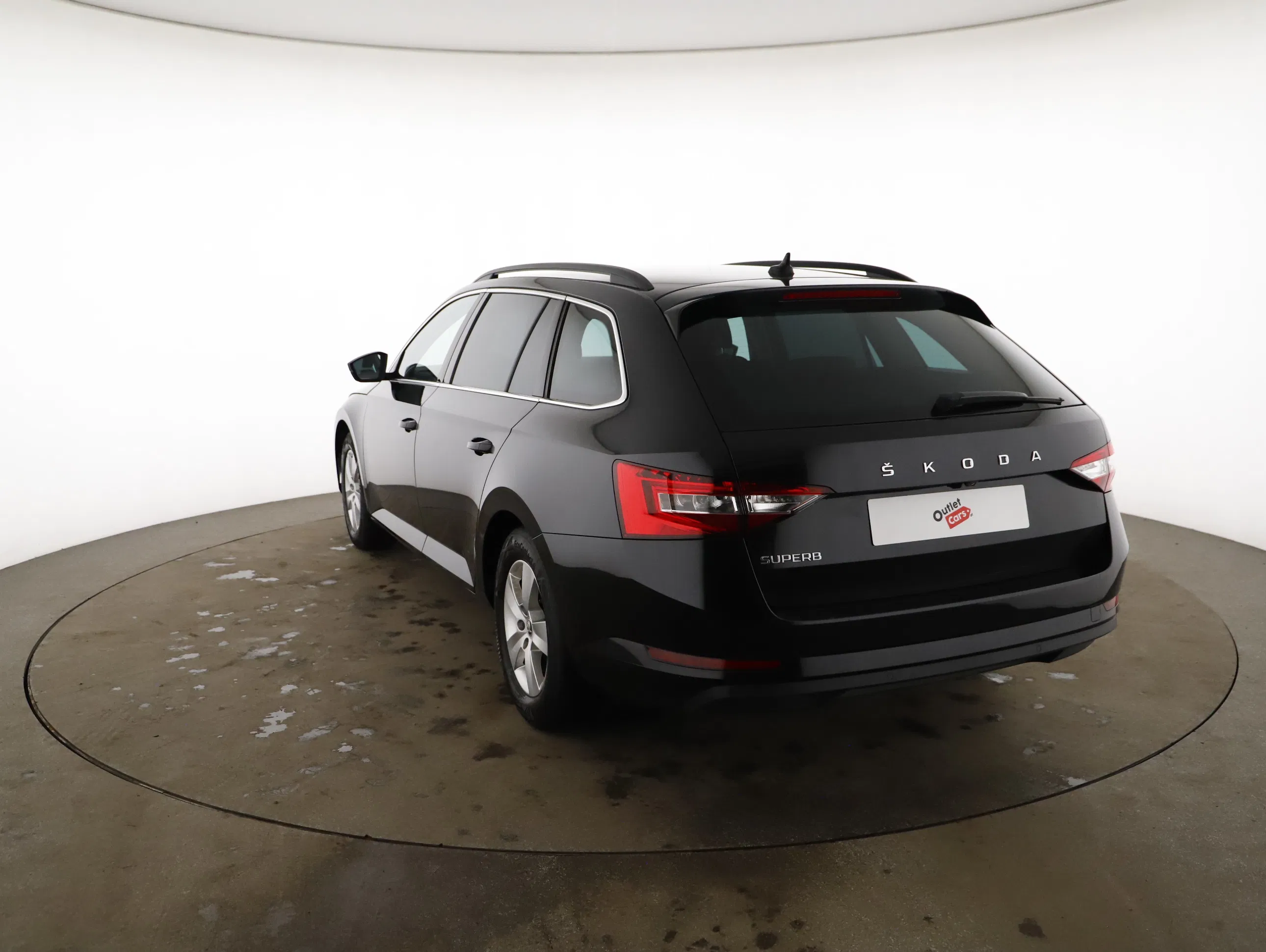 Skoda Superb Combi 2.0 TDI Ambition | Bild 2 von 24
