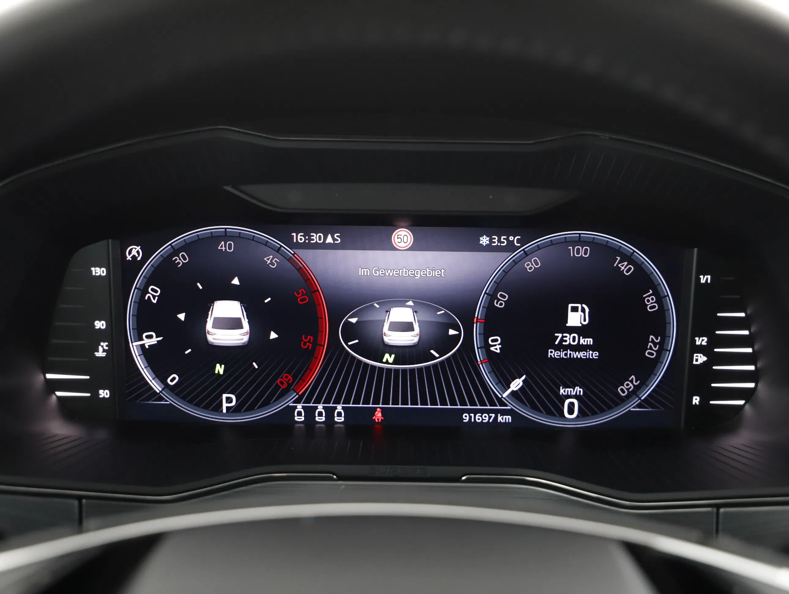 Skoda Superb Combi 2.0 TDI Ambition | Bild 9 von 24