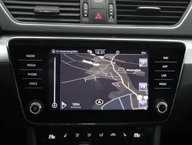 Skoda Superb Combi 2.0 TDI Ambition | Thumbnail 11 von 24
