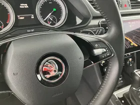 Skoda Superb Combi 2.0 TDI Style | Thumbnail 21 von 30