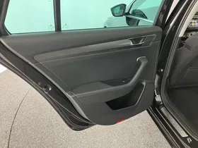 Skoda Superb Combi 2.0 TDI Style | Thumbnail 24 von 30
