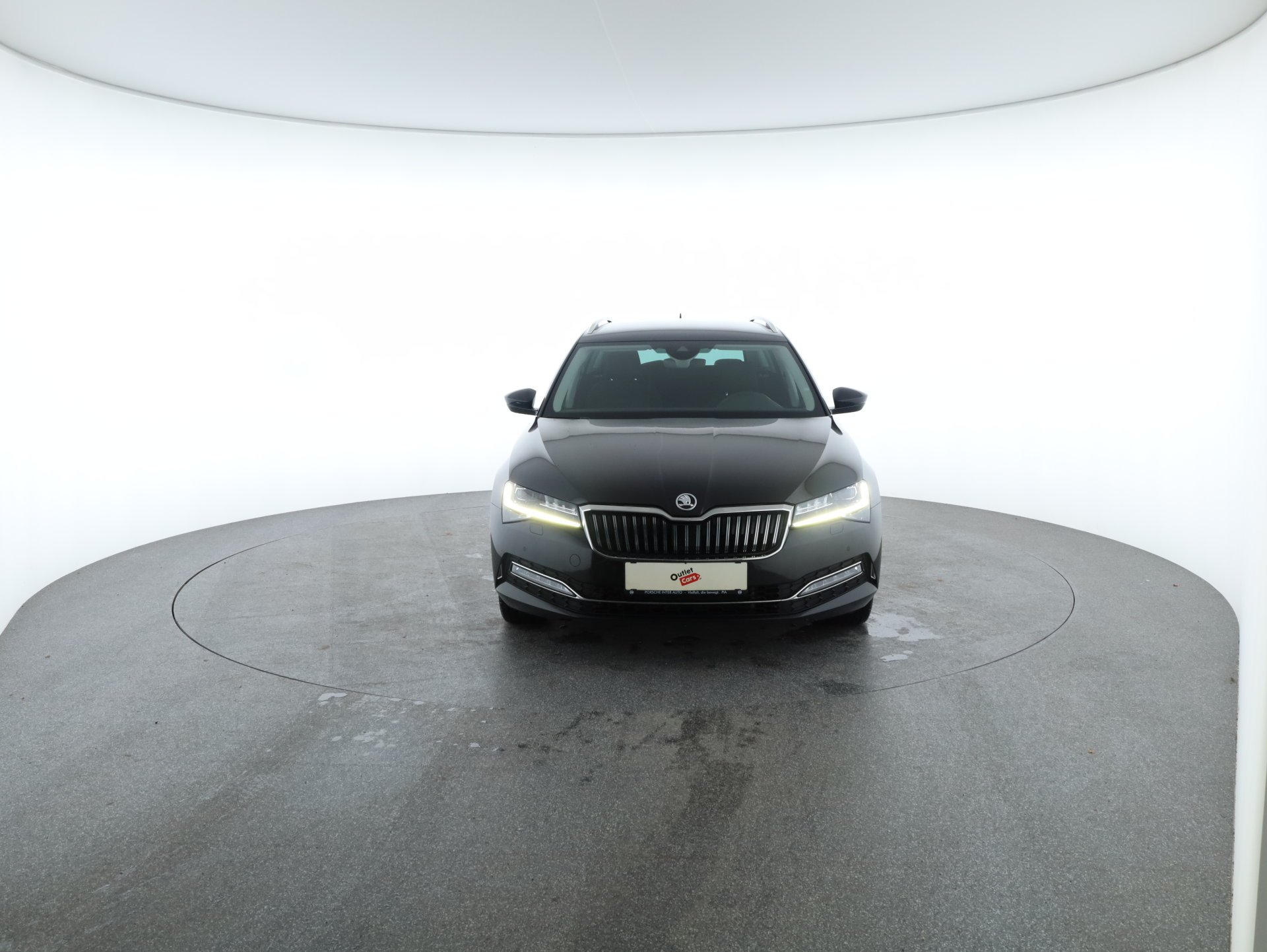 Skoda Superb Combi 2.0 TDI Style | Bild 28 von 30